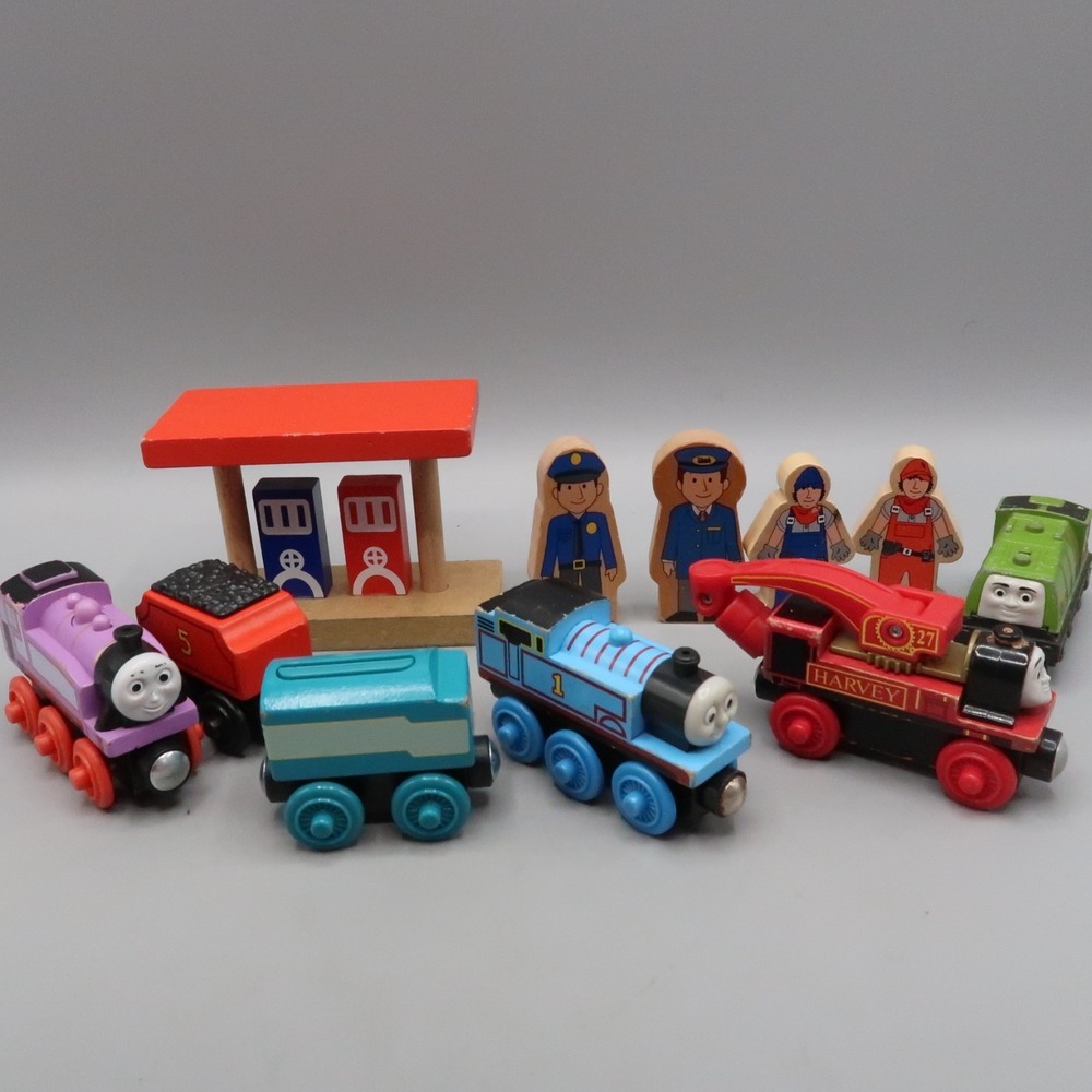 Thomas & Friends Wooden Railway Rosie Harvey Tender cars Gas Pump Conductor lot